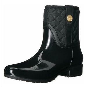 Tommy Hilfiger Quilted Black Boots